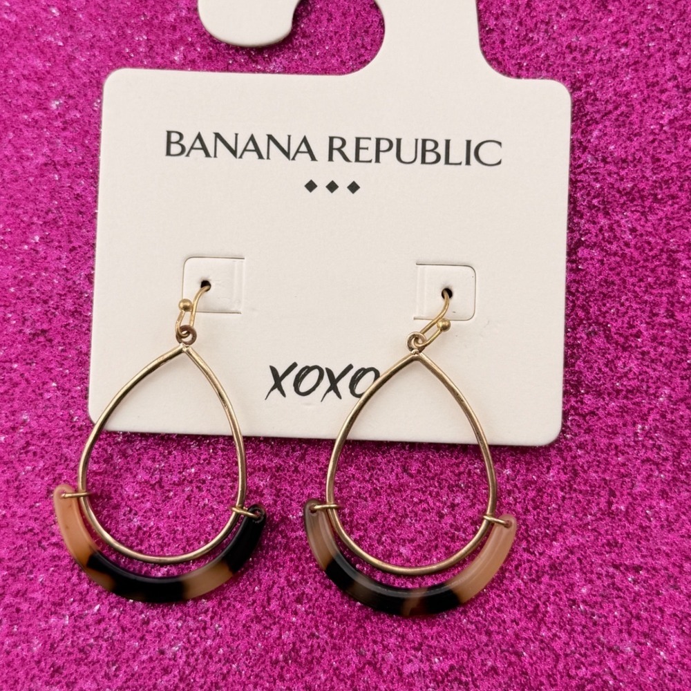 Banana Republic Gold Tone Tortoiseshell Resin Teardrop Drop Earrings NWT 453104
